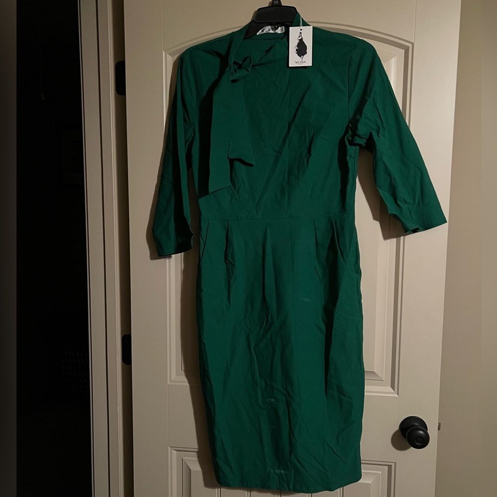 Green Dress with Pockets NWT